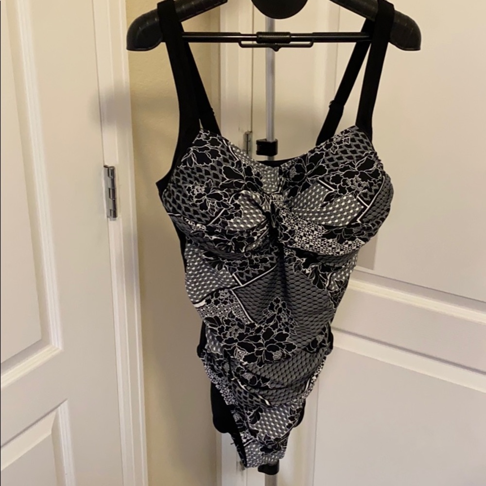 NWT- Emerald Bay Swim Suit